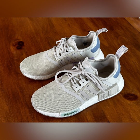 ADIDAS - Women's sneakers - NMD R1 Bliss - Beige/Lilac #GW5680 - 7US - Picture 2 of 6